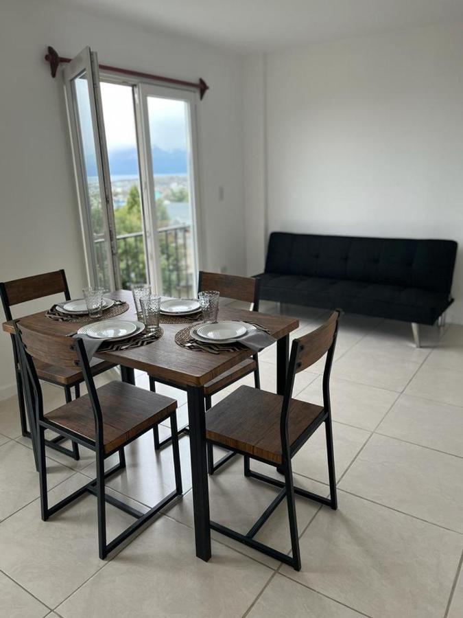 Hostel Los Cormoranes Ушуая Екстериор снимка