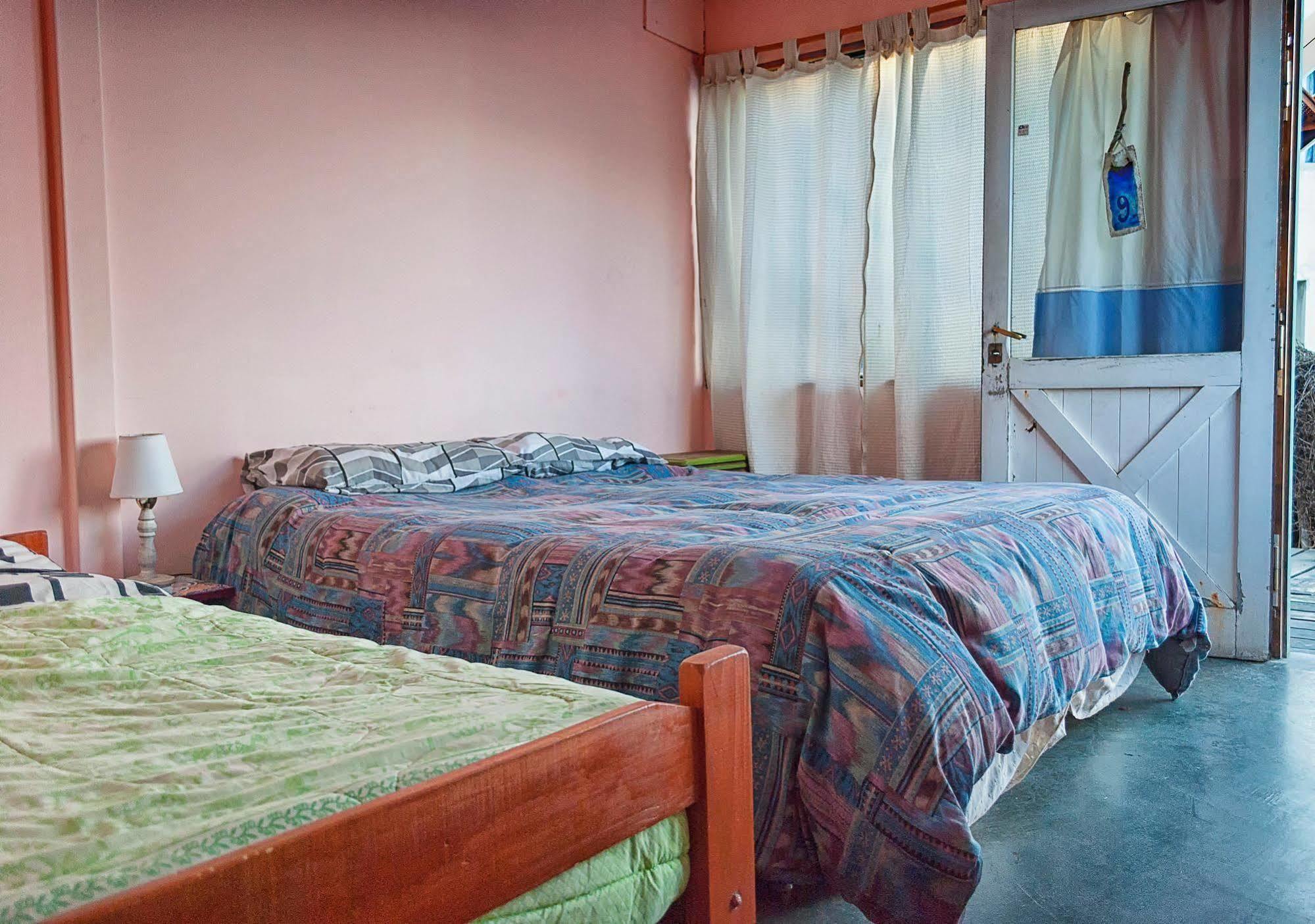 Hostel Los Cormoranes Ушуая Екстериор снимка